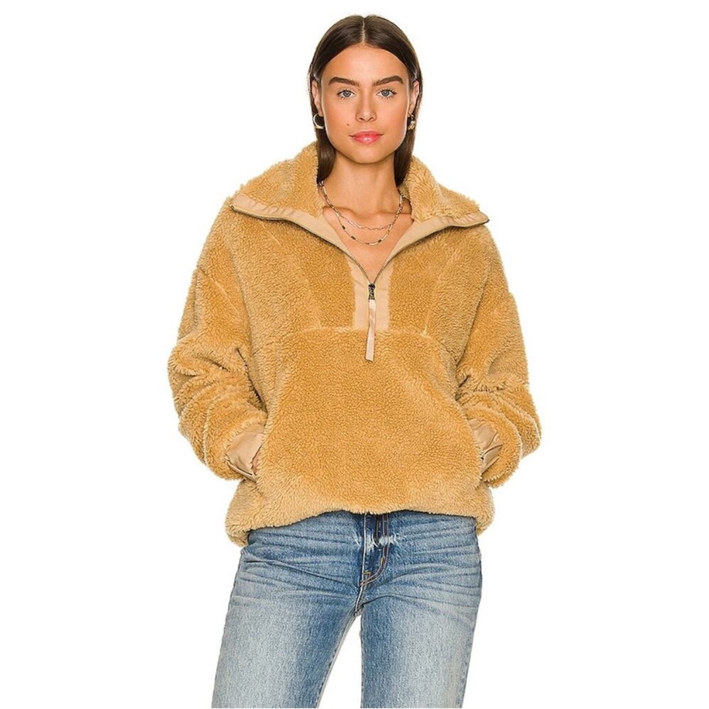 Varley Sherpa jacket - size M